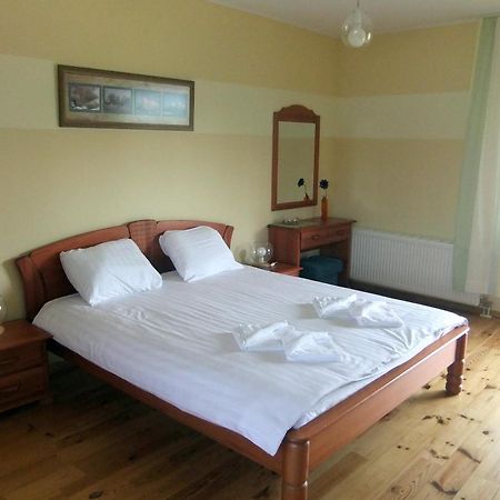 Liedags Guesthouse Jurkalne Exterior photo